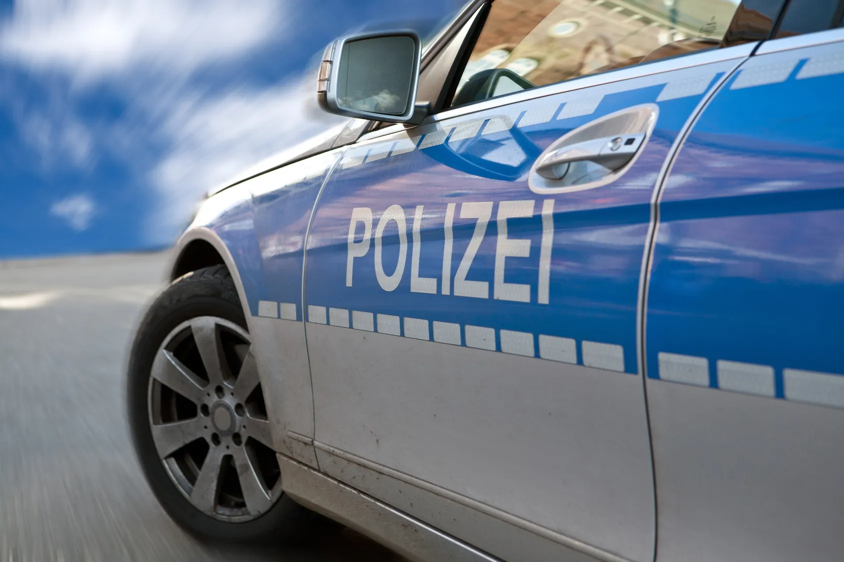 Polizei Auto seitlich